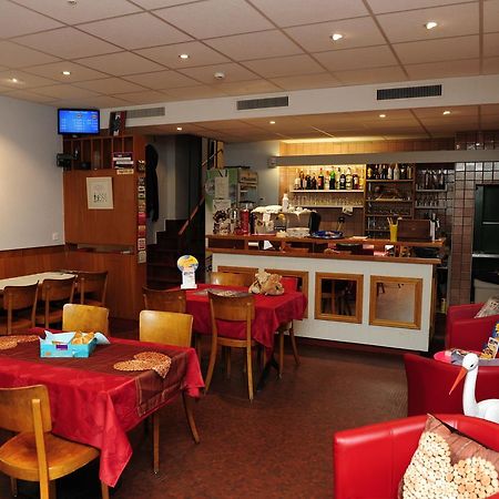 Hotel Restaurant Au Chasseur Orbe Eksteriør billede